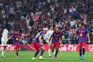 El brasileño Raphinha (FC Barcelona) celebra un gol en la Supercopa de España 2026 ante el Real Madrid. / RFEF